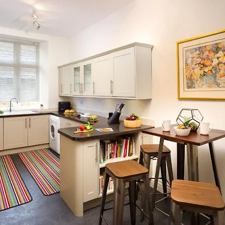 Apartment Greenmount- Luxury Holiday *