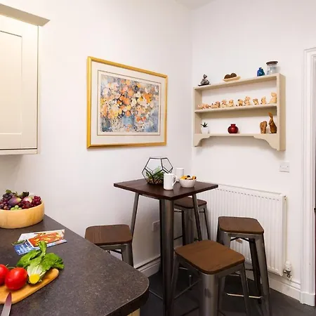 Greenmount- Luxury Holiday Apartment *
