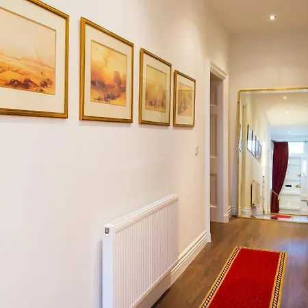 Greenmount- Luxury Holiday Apartment